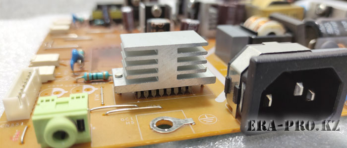 Радиатор звуковой микросхемы монитора BENQ